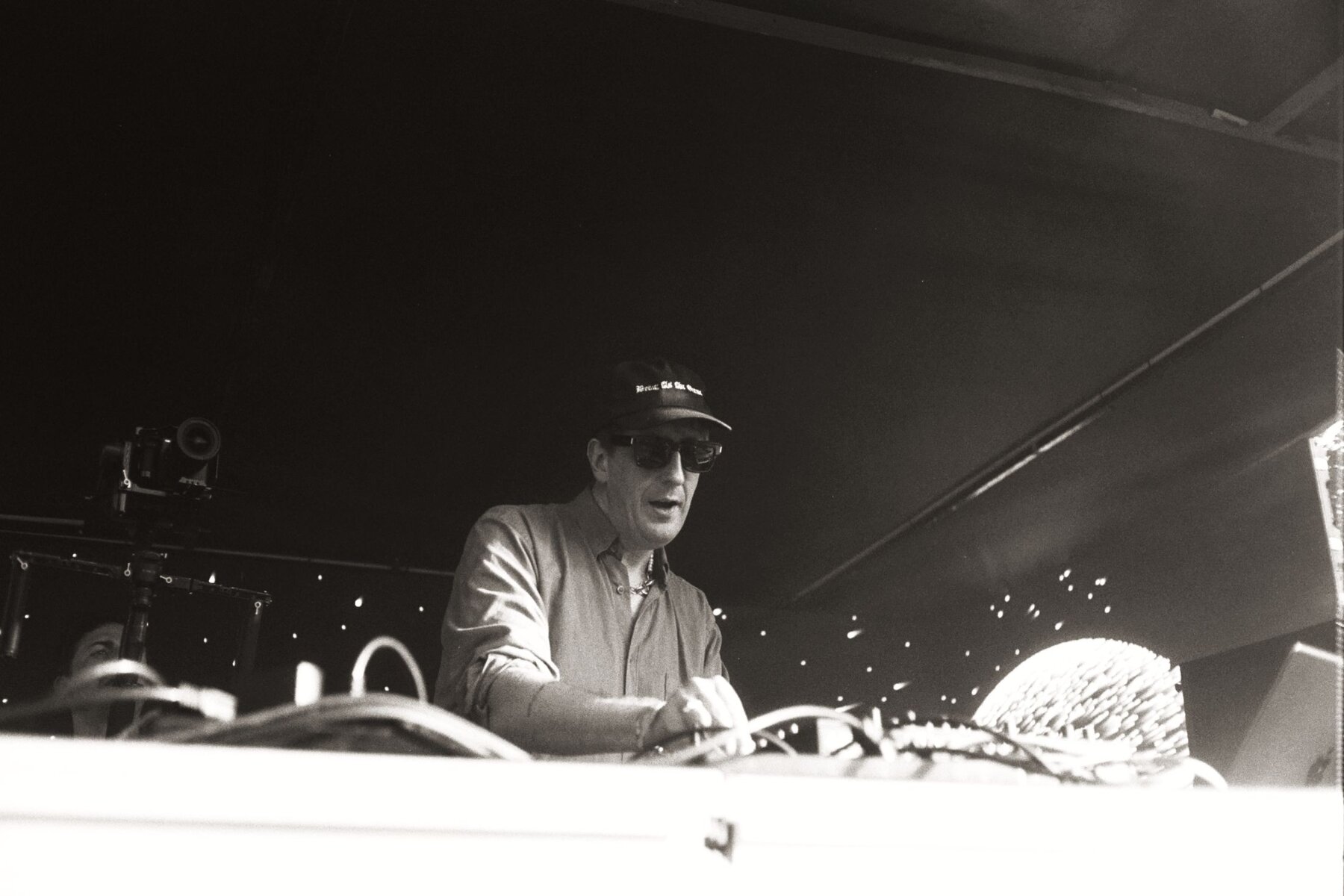 DJ at sunset, Quinta